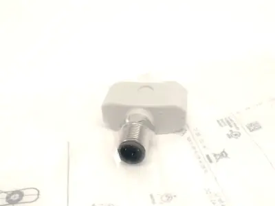ZDO2F030VAS0000-00STGH040VAS, EBF012 | IFM EBF012 Y/T Splitter Connector M12 To M8 ZDO2F030VAS0000-00STGH040VAS - New
