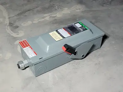 NEW SQUARE D VH363GL