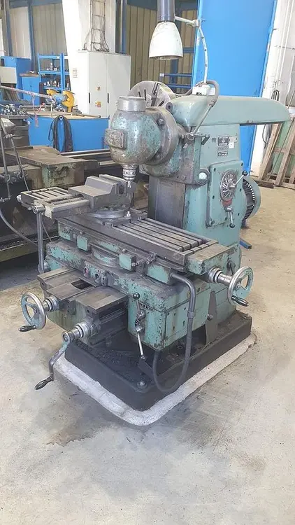 Used 1975 KOREA F1-250 Universal Mills CZ | Amaron s.r.o. #1181135