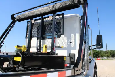 New | in-Stock 2027 PETERBILT 548 Rolloff Trucks Texas US | Roll Off Truck World #1492014