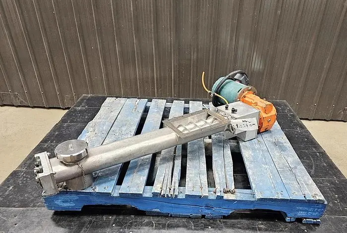 🔴 Heading to Auction May 27 - Used Screw Conveyor, 4'' Diameter X 32'' Long, Twin Shaft