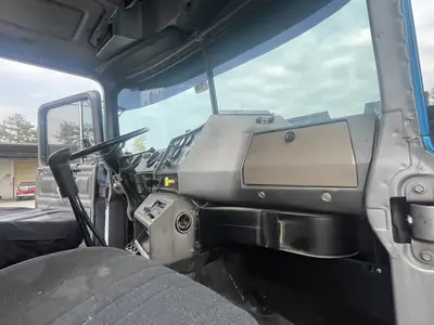 Used 2001 MACK RD688S ROLL OFF Garbage trucks Virginia US | Proxy Equipment #1381225