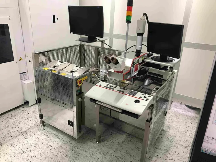 Used 2001 LEICA INS 3000 Meters - Misc | UCY Industrial GmbH #387526