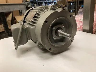 Used TOSHIBA B0012FMC2AOZH Industrial Controls | Surplus Asset Holdings #1221415