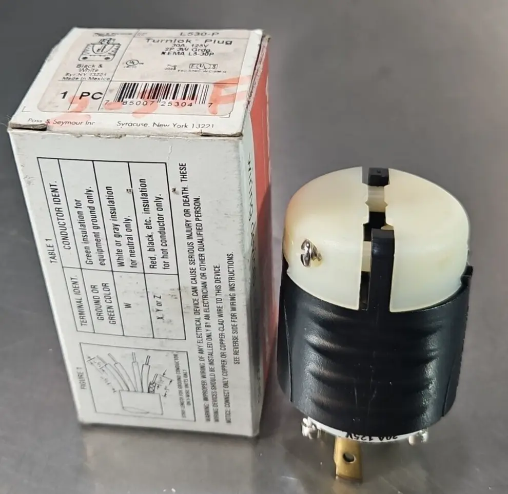 Pass & Seymour L530-P 30A 125V Turnlok Plug loc4B10