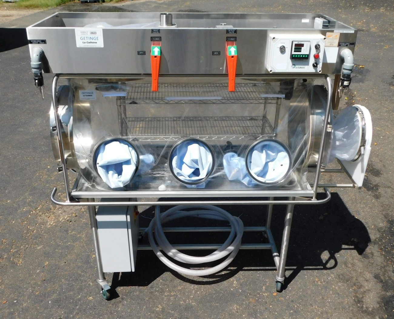 USED GETINGE ISOLATOR S3GP-30131-02