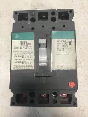 USED GE TED136070 / DISCONNECT