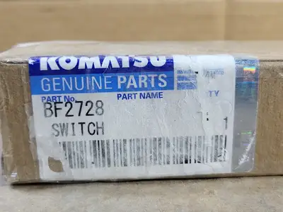 NEW KOMATSU BF2728
