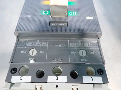 USED ABB T4N250