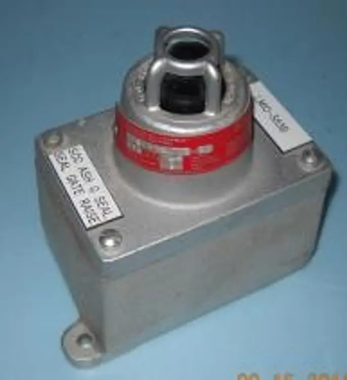 Used CROUSE-HINDS E1 Relays & Switches Texas US | Bamko Surplus Process Equipment #928914