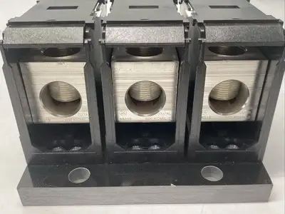New | in-Stock Allen-Bradley Ser. A Power Feeder Distribution Block 3-Pole Terminal Blocks Michigan US | Maverick Industrial Sales #1389290