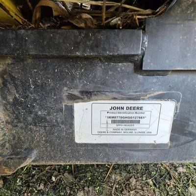 JOHN DEERE 8800 chopper | Iron Listing (37)