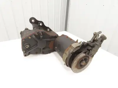 Toyota 14110-12181-71 Forklift Right Front Drive Axle & Motor 5-Lug Off 5FBE15