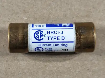 Disconnect Switch w/ 3 Times 30 Amp Fuse JDL30
