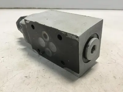USED VICKERS CVGC3W25010S12