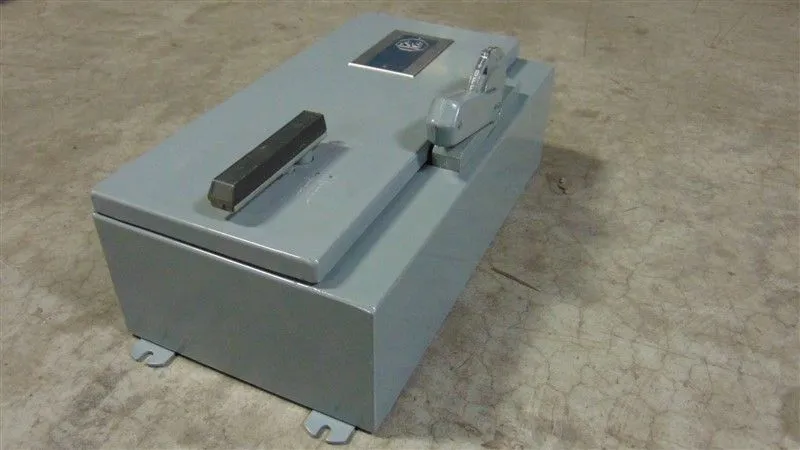 Allen Bradley 1494F-JN30/A Non-Fusible Safety Switch 30 Amps 600VAC Used