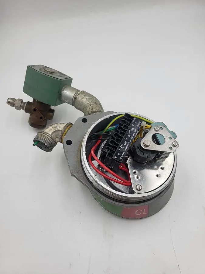 Used METSO METSO QUARTZ QX2VB02SDM AUTOMATION SWITCH NO COVER Switch Parts | ND Industrial Surplus #1217256