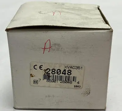 New | in-Stock TELEMECANIQUE XVA-C351 Lighting Ohio US | Surplus Asset Holdings #1234852