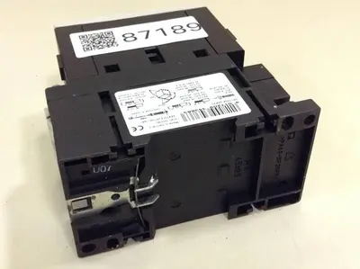 USED SIEMENS 3RT1 034-3A.0