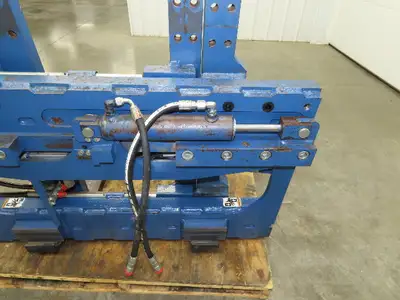 Used RIGHTLINE _UNKNOWN_ Forklift Attachments Indiana US | Arrow Industrial #1408589