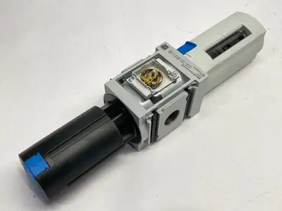 USED FESTO PNEUMATIC FILTER REGULATOR 529190