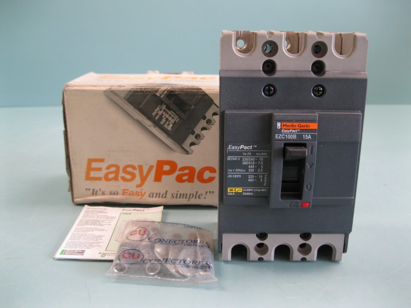 NEW Merlin Gerin EZC100B3015