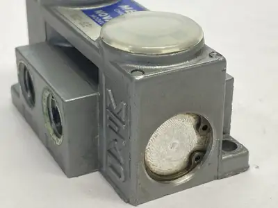 USED MEAD FLUID DYNAMICS NOVA I AIR CONTROL VALVE