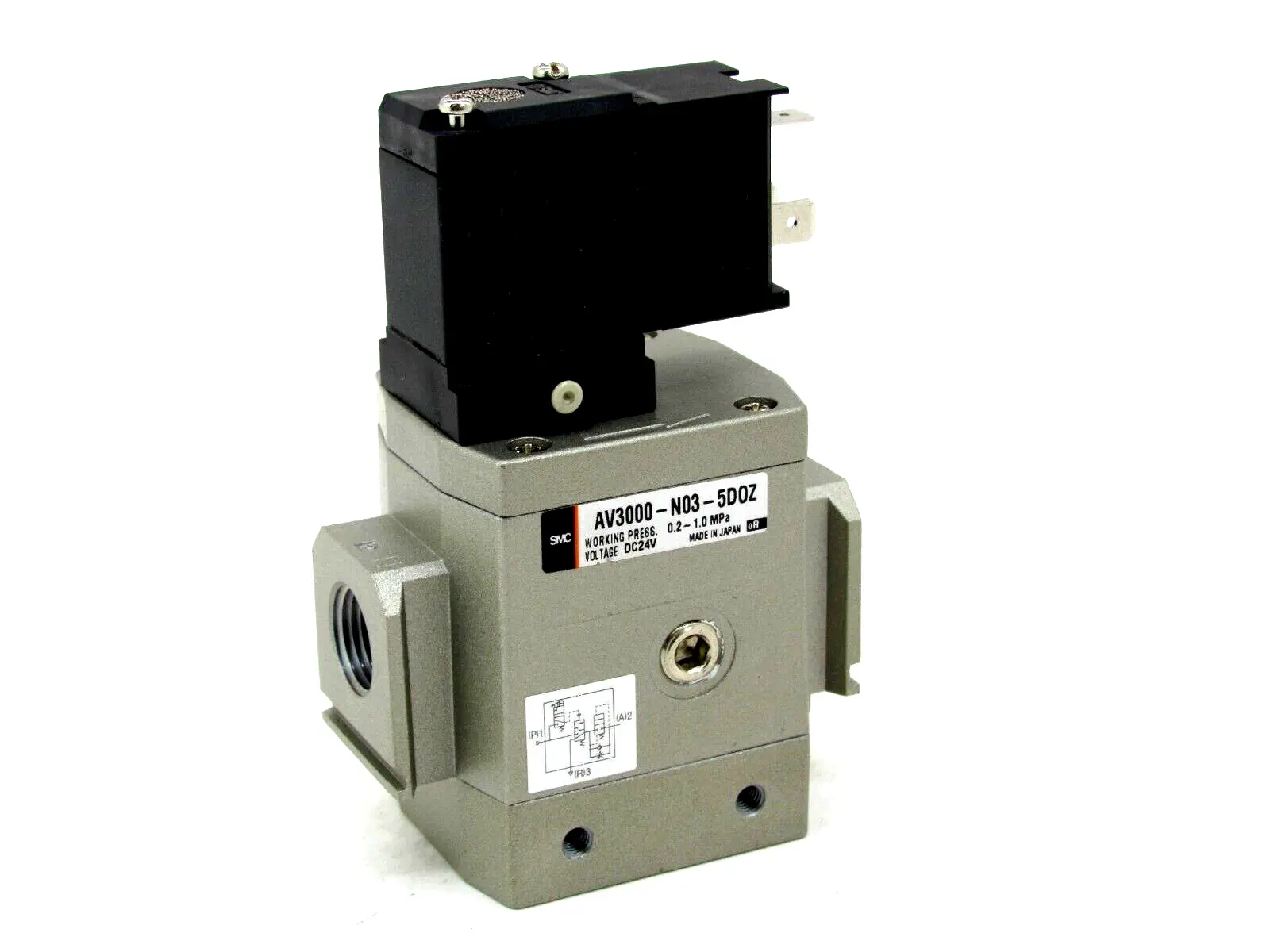 NEW SMC AV3000-N03-5DOZ SOLENOID VALVE AV3000N035DOZ