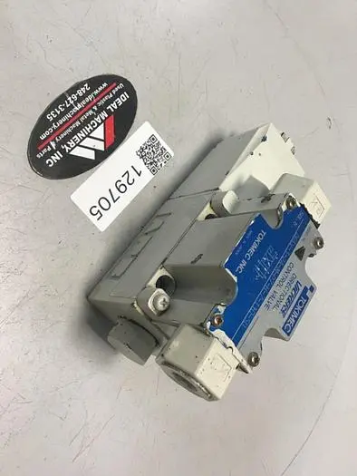 Used VICKERS DG4V-3-2A-M-P7-H-7-T10-50 Valves/Fittings Michigan US | Ideal Machinery #708733