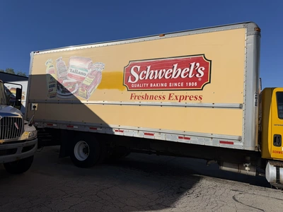 Used 2005 INTERNATIONAL 4300SBA4X2 Box trucks Ohio US | Miedema Asset Management Group #1578289