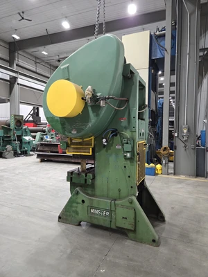 Minster 60 Ton C-Frame OBI Press, 32″ x 21″ Bed