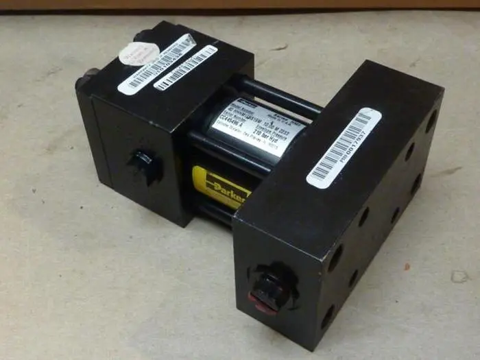 Used PARKER 40  HHH MITNS19M Cylinders Michigan US | Ideal Machinery #586807