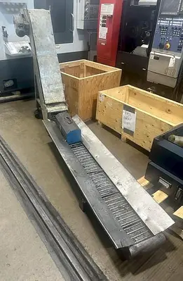 USED 2005 HAAS SL-30T