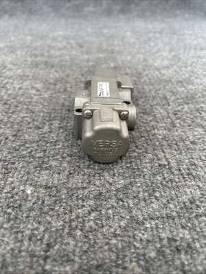 Used Versa VSP-3301-316 Solenoid Valves California US | Davliegogo LLC #1705814