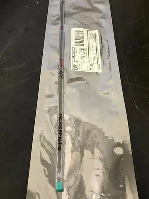 MC100EP16DG