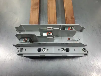 USED Siemens 22-0829 Busbar Connection Terminal (PC-GF10-FR), 18" Bar