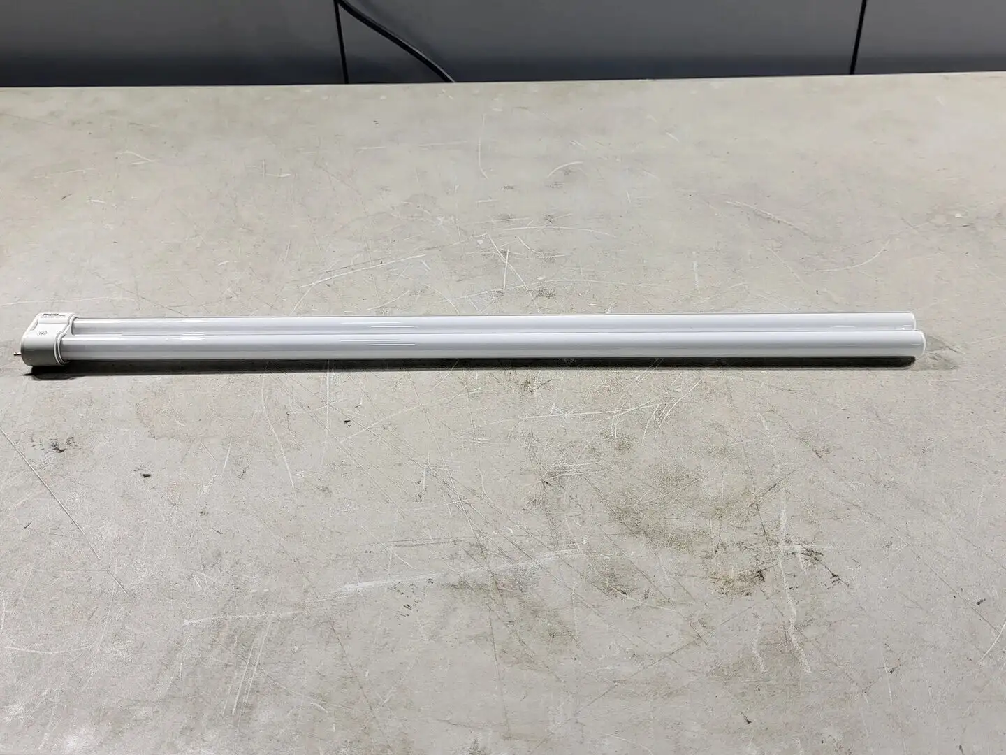 NEW PHILIPS PL-L 40W/841/4P/RS/IS