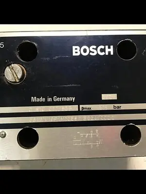 USED BOSCH 0 810 001 825