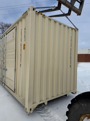 ZXJU0256338 // Sea Container with 2 Extra Wide Side Doors, 40HC, Single Trip
