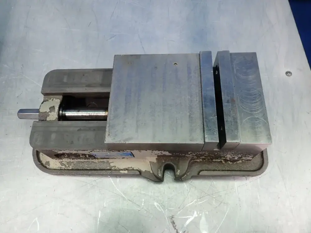USED KURT D60
