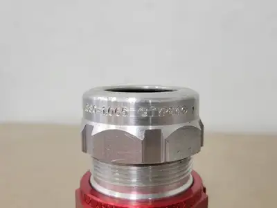 NEW THOMAS & BETTS STX100-467