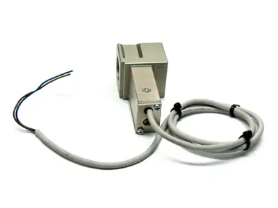 Used SMC IS10E-30N03-L Pressure Switches Michigan US | Maverick Industrial Sales #1493889