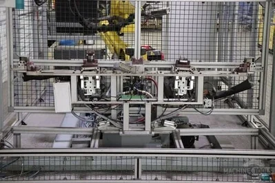 USED 2013 FANUC M-20IA