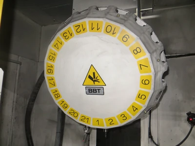 Used FANUC ROBODRILL ALPHA T21IEL Drilling & Tapping Centers Minnesota US | Machinesused.com #1445800