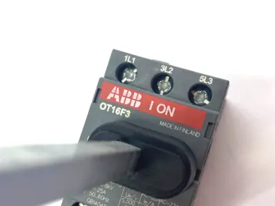 Used ABB Switch Disconnector 3-Pole DIN Rail Mount 1SCA104811R1001 w/ Hand Disconnects Michigan US | Maverick Industrial Sales #1392440