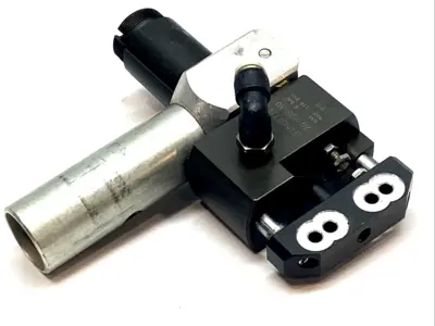 Used Maverick Industrial Sales Linear Slide/Cylinder For Pneumatic Nipper MISSING O-BRACKET Pneumatic Cylinders Michigan US | Maverick Industrial Sales #1401353
