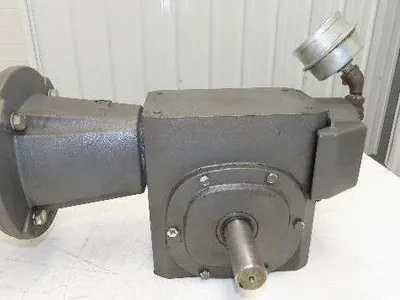 Baldor VM3611T Gearmotor 3Hp 230/460V 3PH 15:1 Reducer 115rpm RH Output 182TC