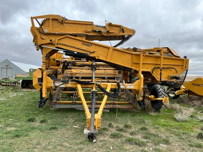 Used _UNKNOWN_ _UNKNOWN_ Mounted Sprayers Idaho US | Tri-Steel Manufacturing #1557185