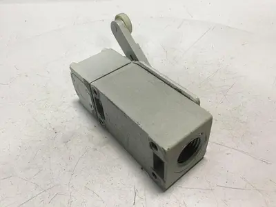 USED TELEMECANIQUE C2JK05
