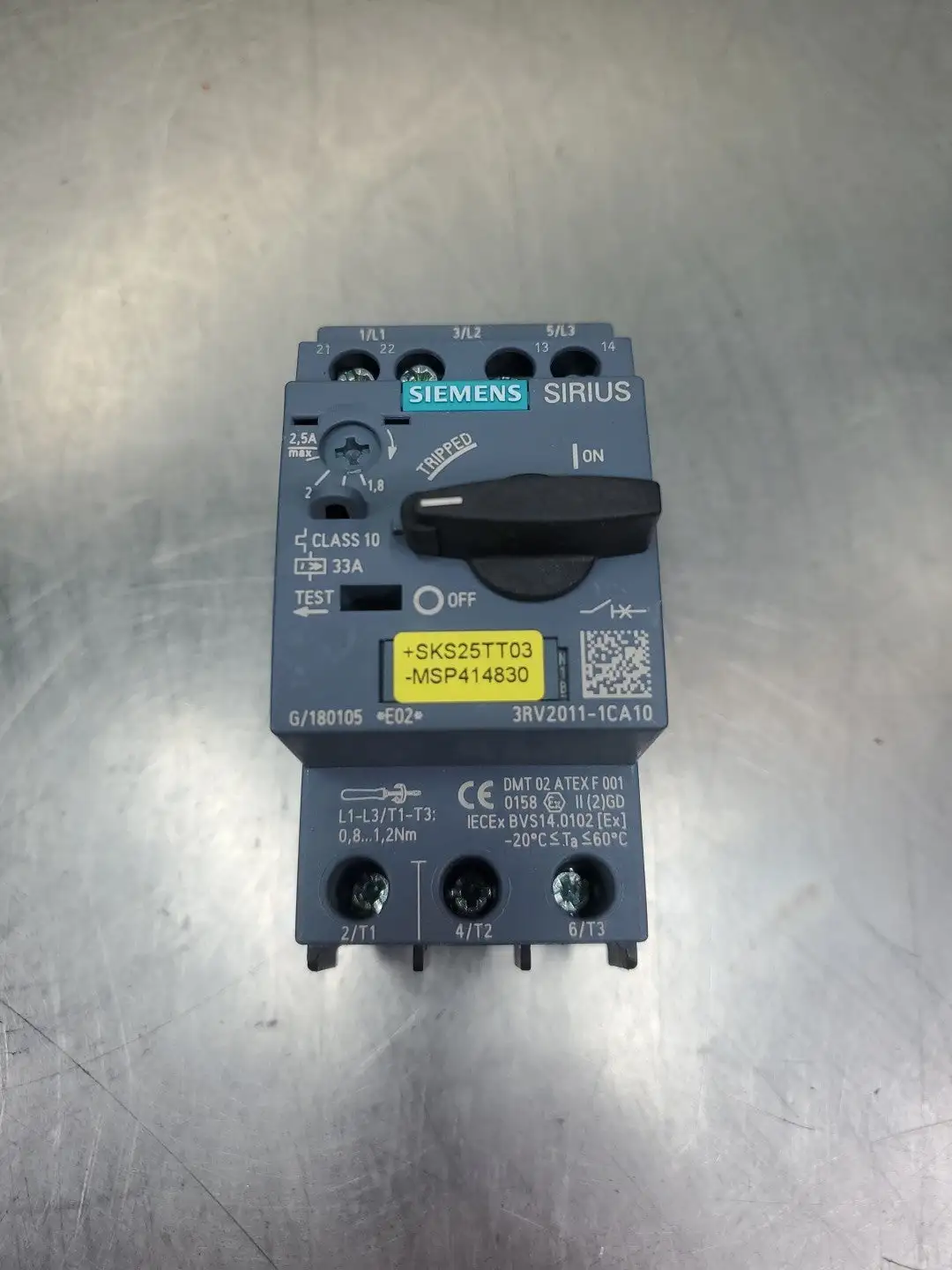 USED Siemens 3RV2011-1DA10 SIRIUS Circuit Breaker
